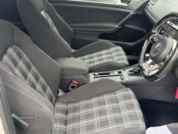 Used Volkswagen Golf 2017 for sale - 77230850: Photo 12