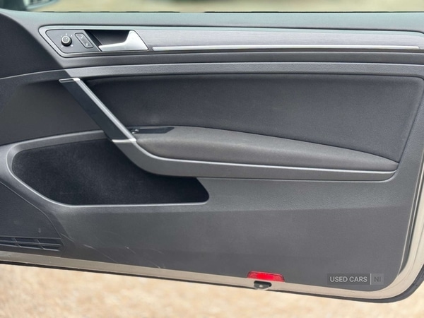 Used Volkswagen Golf 2017 for sale - 77230850: Photo 27