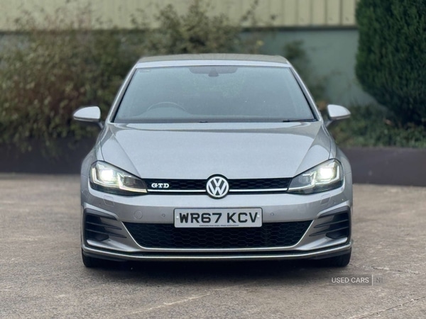 Used Volkswagen Golf 2017 for sale - 77230850: Photo 3