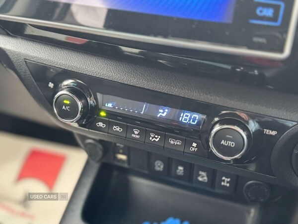 Used Toyota Hilux 2018 for sale - 75540508: Photo 10