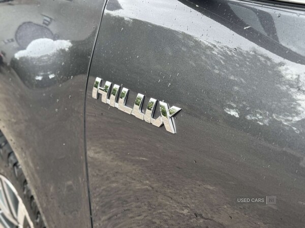 Used Toyota Hilux 2018 for sale - 75540508: Photo 11