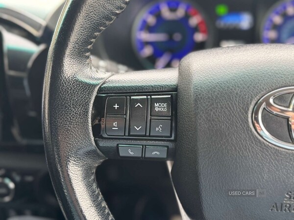 Used Toyota Hilux 2018 for sale - 75540508: Photo 18