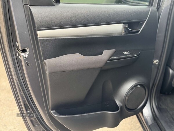 Used Toyota Hilux 2018 for sale - 75540508: Photo 24