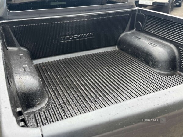 Used Toyota Hilux 2018 for sale - 75540508: Photo 36