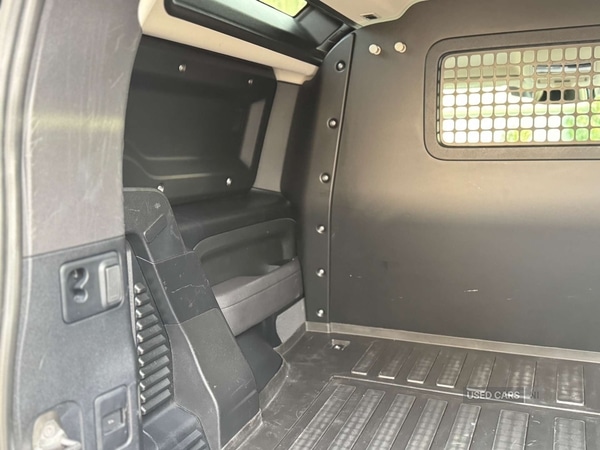 Used Land Rover Defender 2022 for sale - 76998471: Photo 26