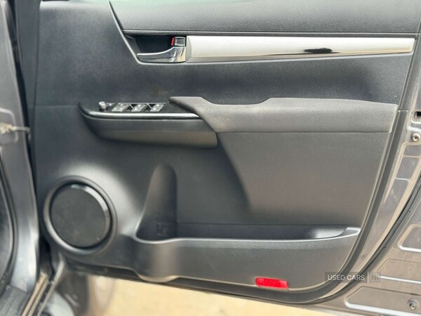 Used Toyota Hilux 2019 for sale - 76021525: Photo 32