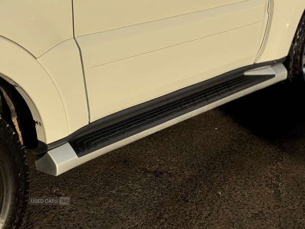 Used Mitsubishi Shogun 2015 for sale - 76702631: Photo 26