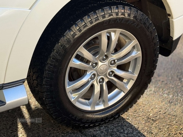 Used Mitsubishi Shogun 2015 for sale - 76702631: Photo 31