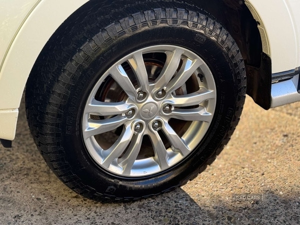 Used Mitsubishi Shogun 2015 for sale - 76702631: Photo 32