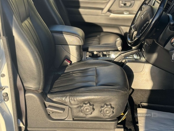 Used Mitsubishi Shogun 2015 for sale - 76702631: Photo 9