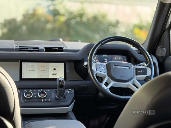 Used Land Rover Defender 2022 for sale - 76753478: Photo 2