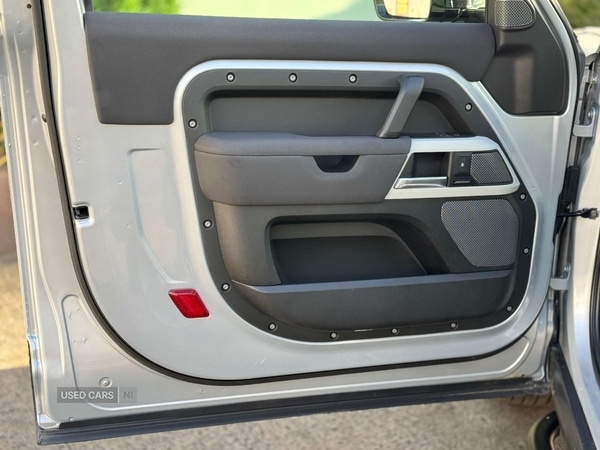 Used Land Rover Defender 2022 for sale - 76753478: Photo 42