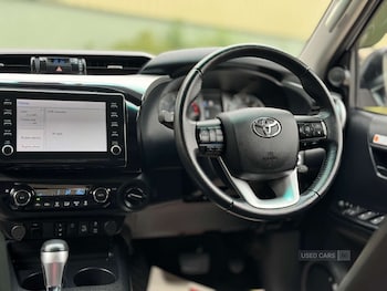 Used Toyota Hilux 2021 for sale - 76248344: Photo 2