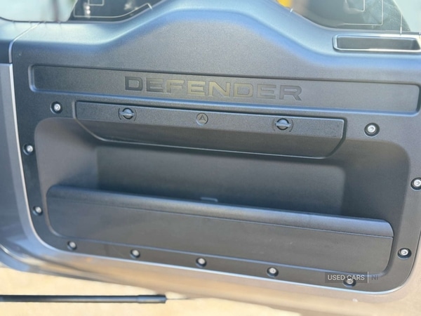 Used Land Rover Defender 2023 for sale - 78087564: Photo 35