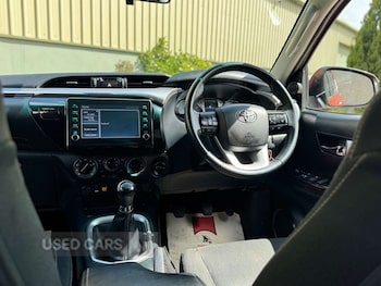 Used Toyota Hilux 2023 for sale - 78649573: Photo