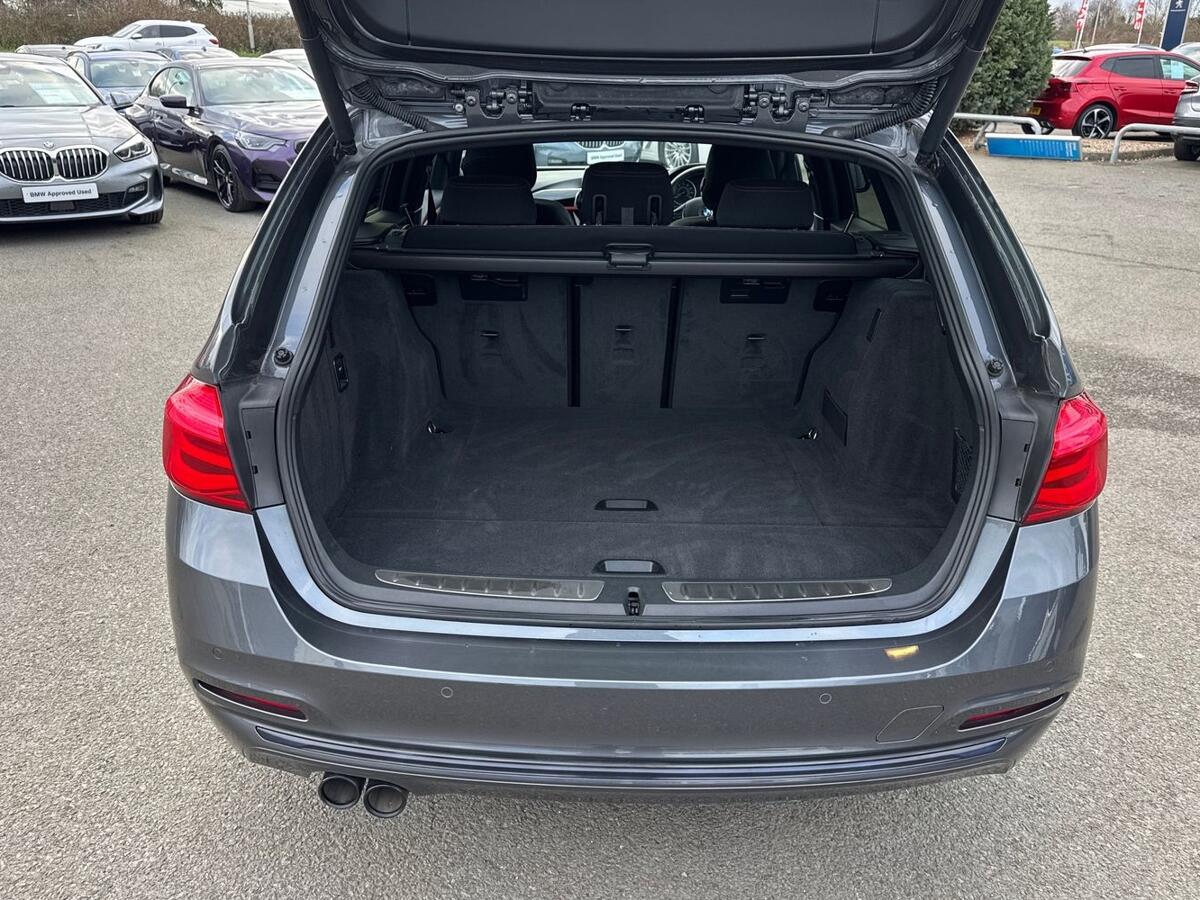 Used BMW 3 Series 2018 for sale - 77193019: Photo 13