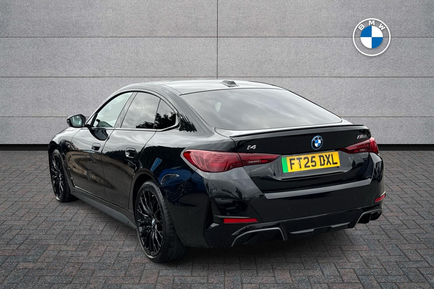 Used BMW i4 2025 for sale - 76228832: Photo 2