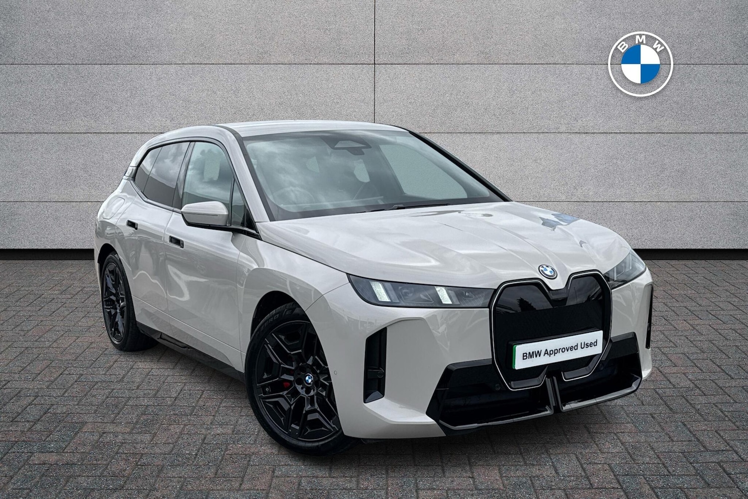 Used BMW iX 2025 for sale - 76228849: Photo 1