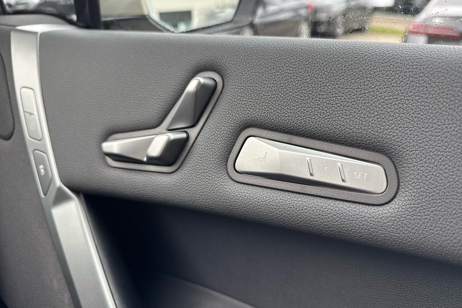 Used BMW iX 2025 for sale - 76228849: Photo 21