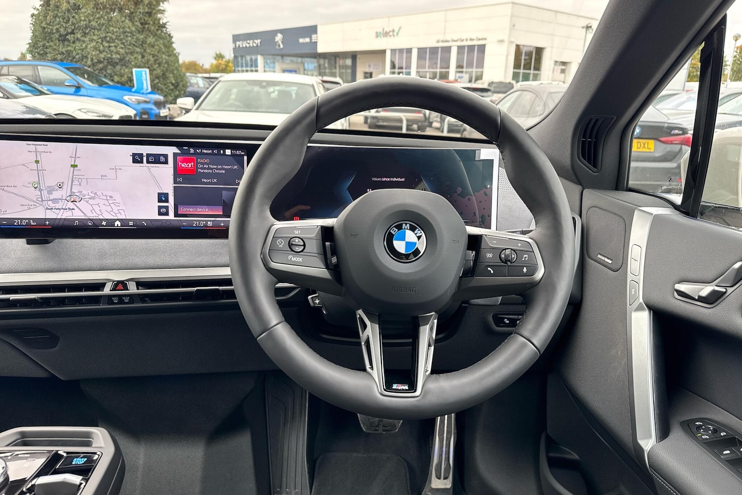 Used BMW iX 2025 for sale - 76228849: Photo 5