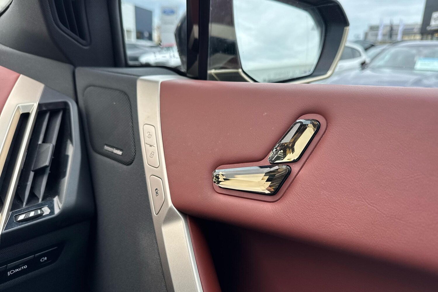 Used BMW iX 2022 for sale - 76400337: Photo 21