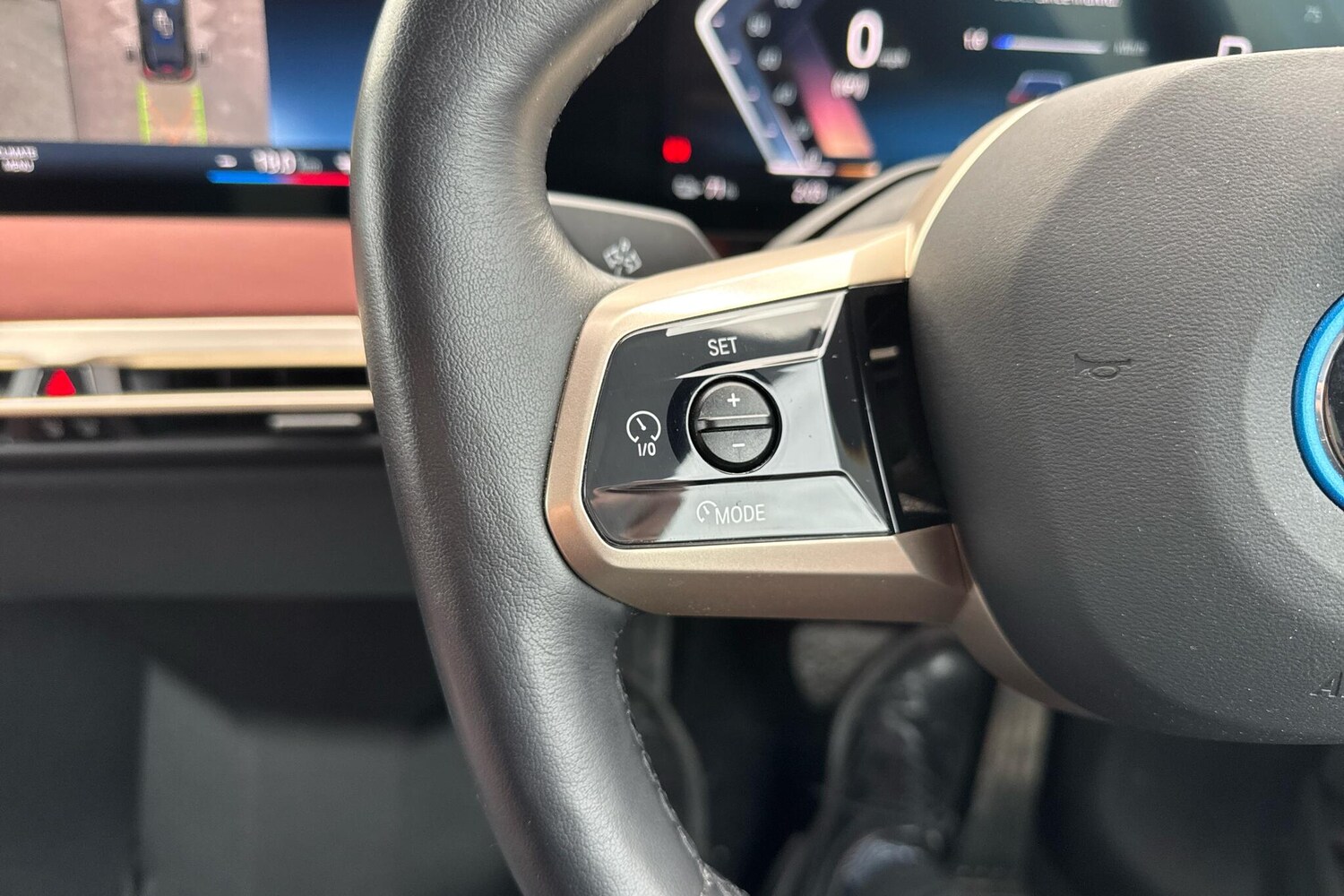 Used BMW iX 2022 for sale - 76400337: Photo 24