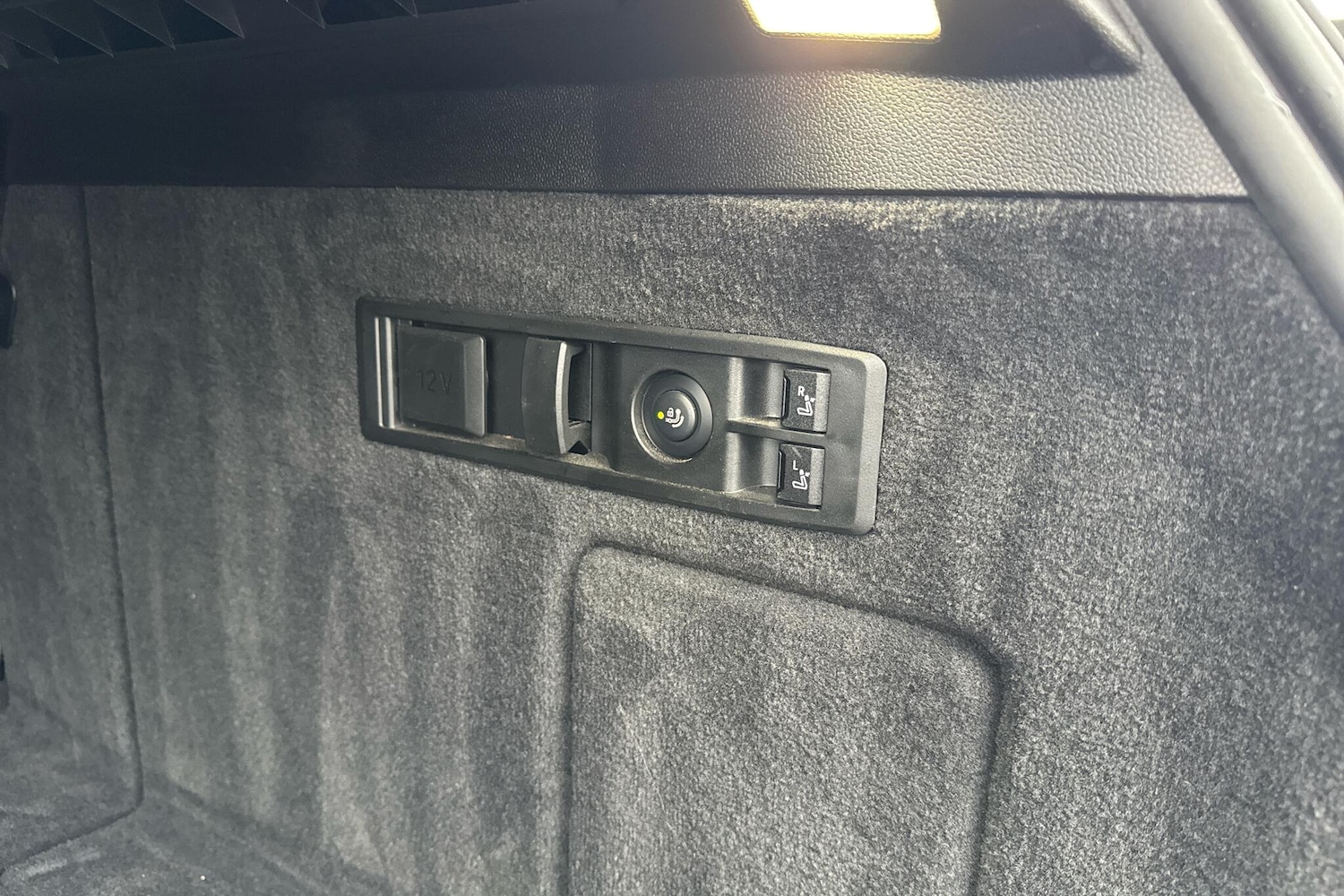 Used BMW iX 2022 for sale - 76400337: Photo 33