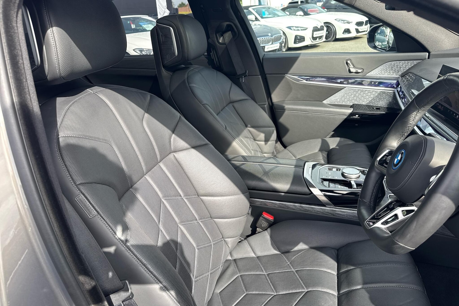 Used BMW 7 Series 2024 for sale - 75901559: Photo 11