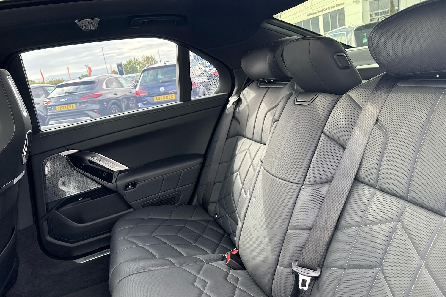 Used BMW 7 Series 2024 for sale - 75901559: Photo 12