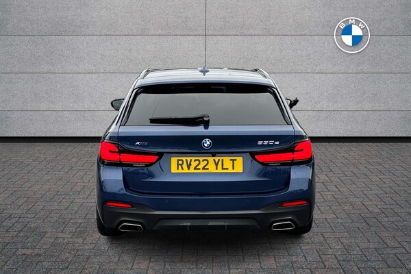 Used BMW 5 Series 2022 for sale - 76228840: Photo 15