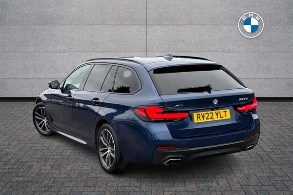 Used BMW 5 Series 2022 for sale - 76228840: Photo 2