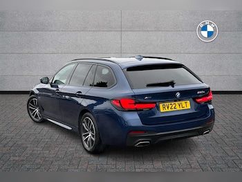 Used BMW 5 Series 2022 for sale - 76228840: Photo 2