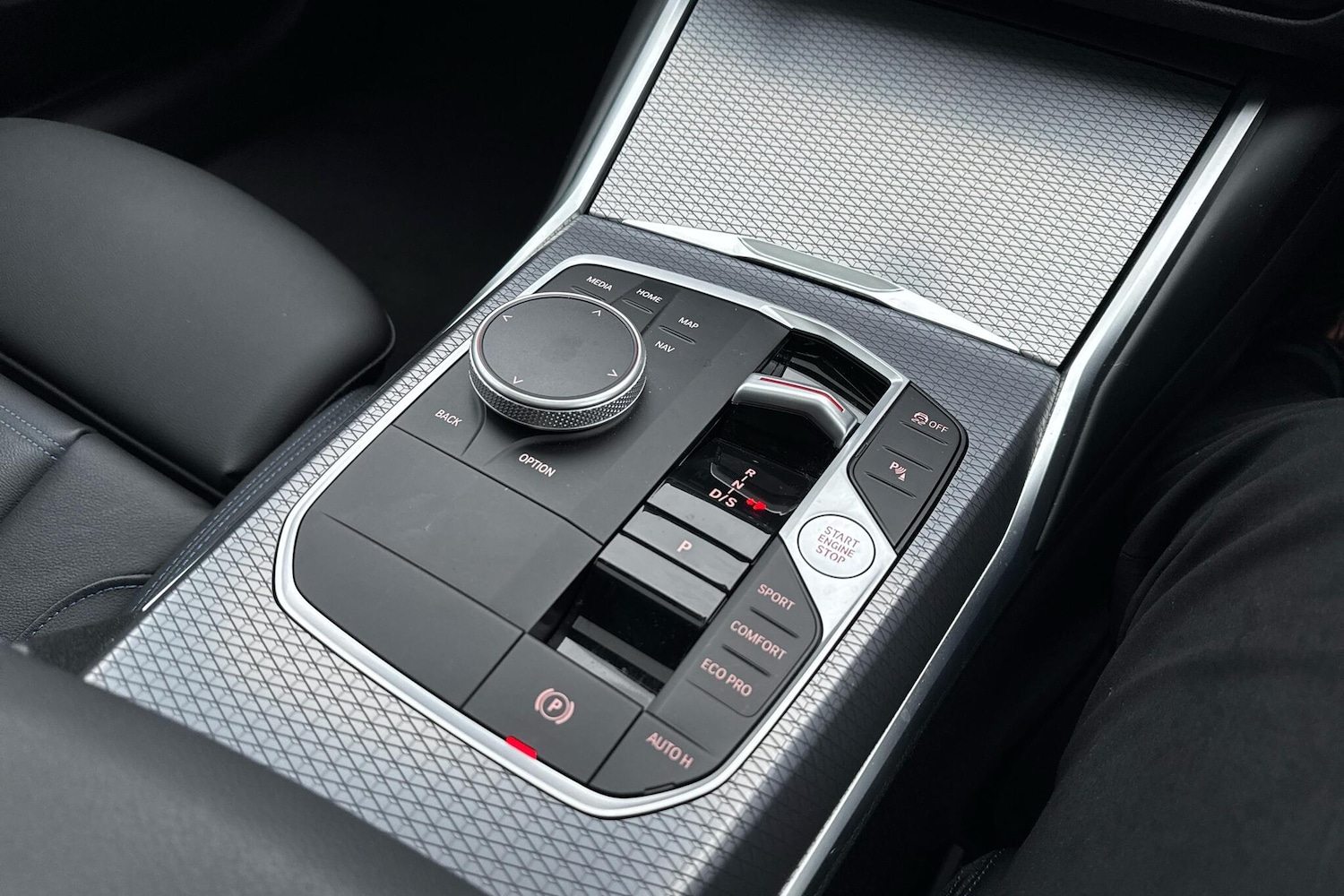 Used BMW 3 Series 2024 for sale - 76800534: Photo 10