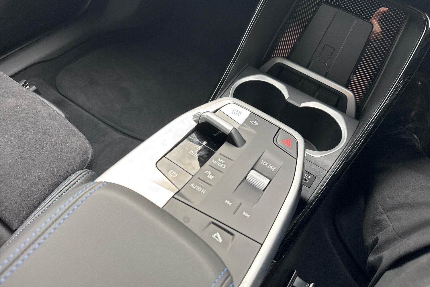 Used BMW iX2 2025 for sale - 76228846: Photo 10