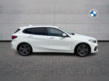 Used BMW 1 Series 2020 for sale - 75495000: Photo