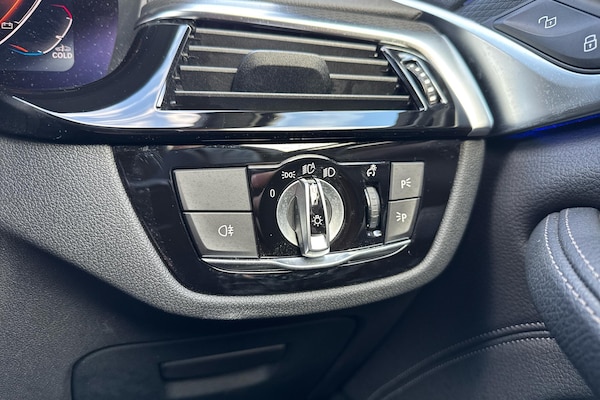 Used BMW 5 Series 2021 for sale - 76123873: Photo 22