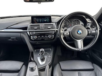 Used BMW 3 Series 2017 for sale - 77599811: Photo
