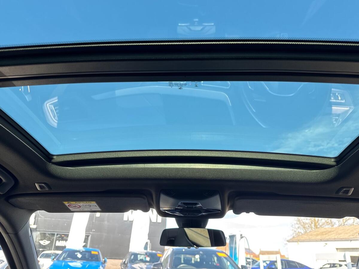 Used BMW 1 Series 2024 for sale - 78117335: Photo 18