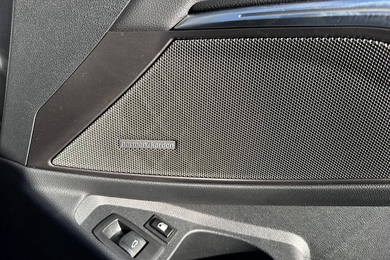 Used BMW 3 Series 2022 for sale - 76692744: Photo 23