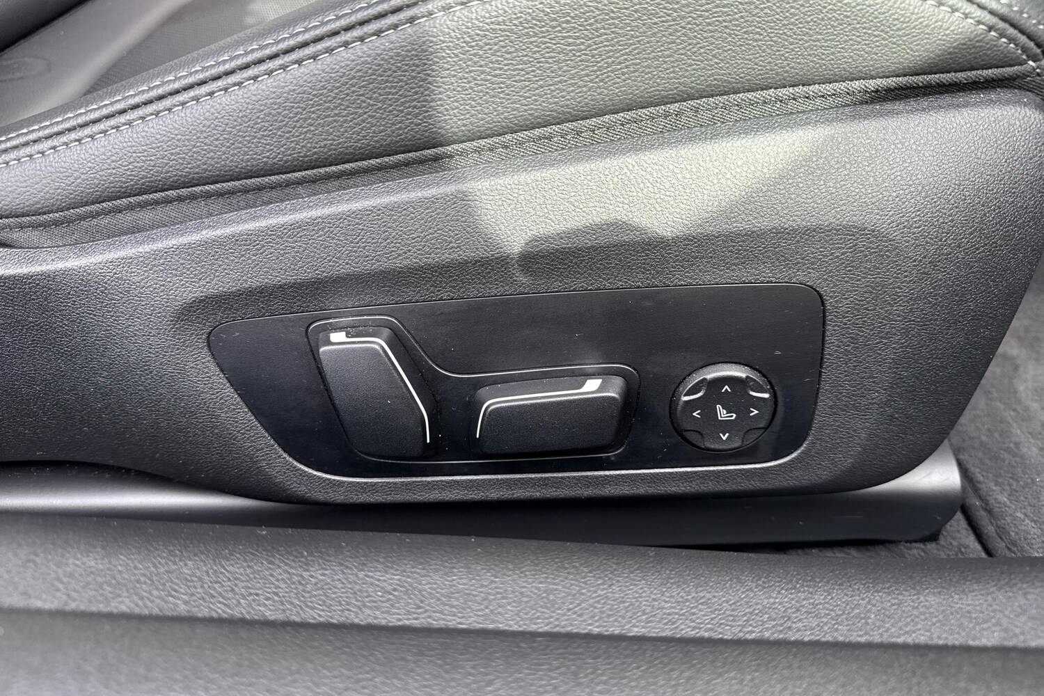 Used BMW 4 Series 2025 for sale - 78206432: Photo 32