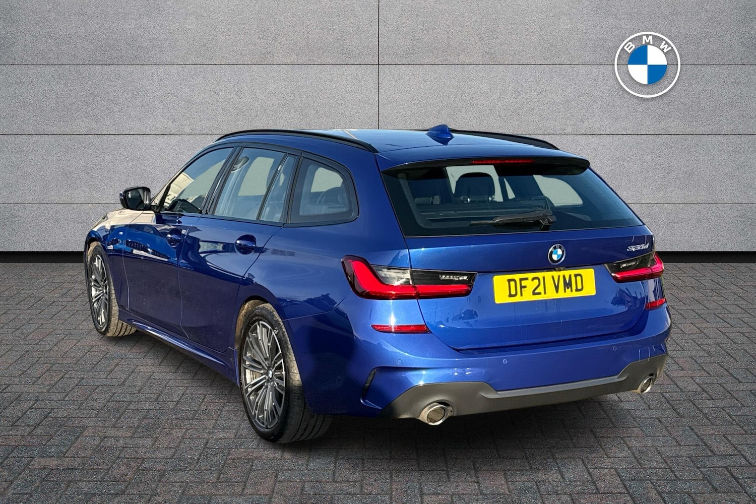 Used BMW 3 Series 2021 for sale - 76800391: Photo 2