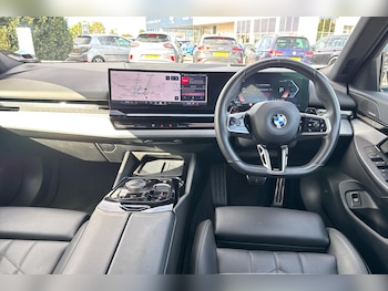 Used BMW 5 Series 2024 for sale - 75721602: Photo