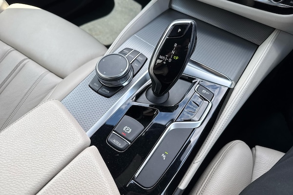 Used BMW 5 Series 2018 for sale - 75328070: Photo 10