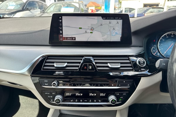 Used BMW 5 Series 2018 for sale - 75328070: Photo 25