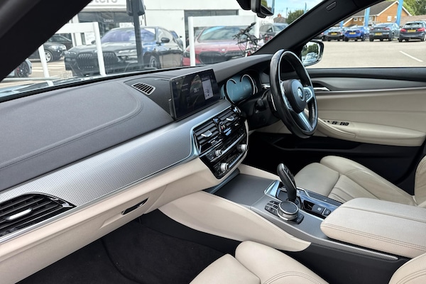 Used BMW 5 Series 2018 for sale - 75328070: Photo 7