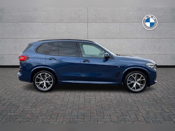 Used BMW X5 2023 for sale - 76261155: Photo