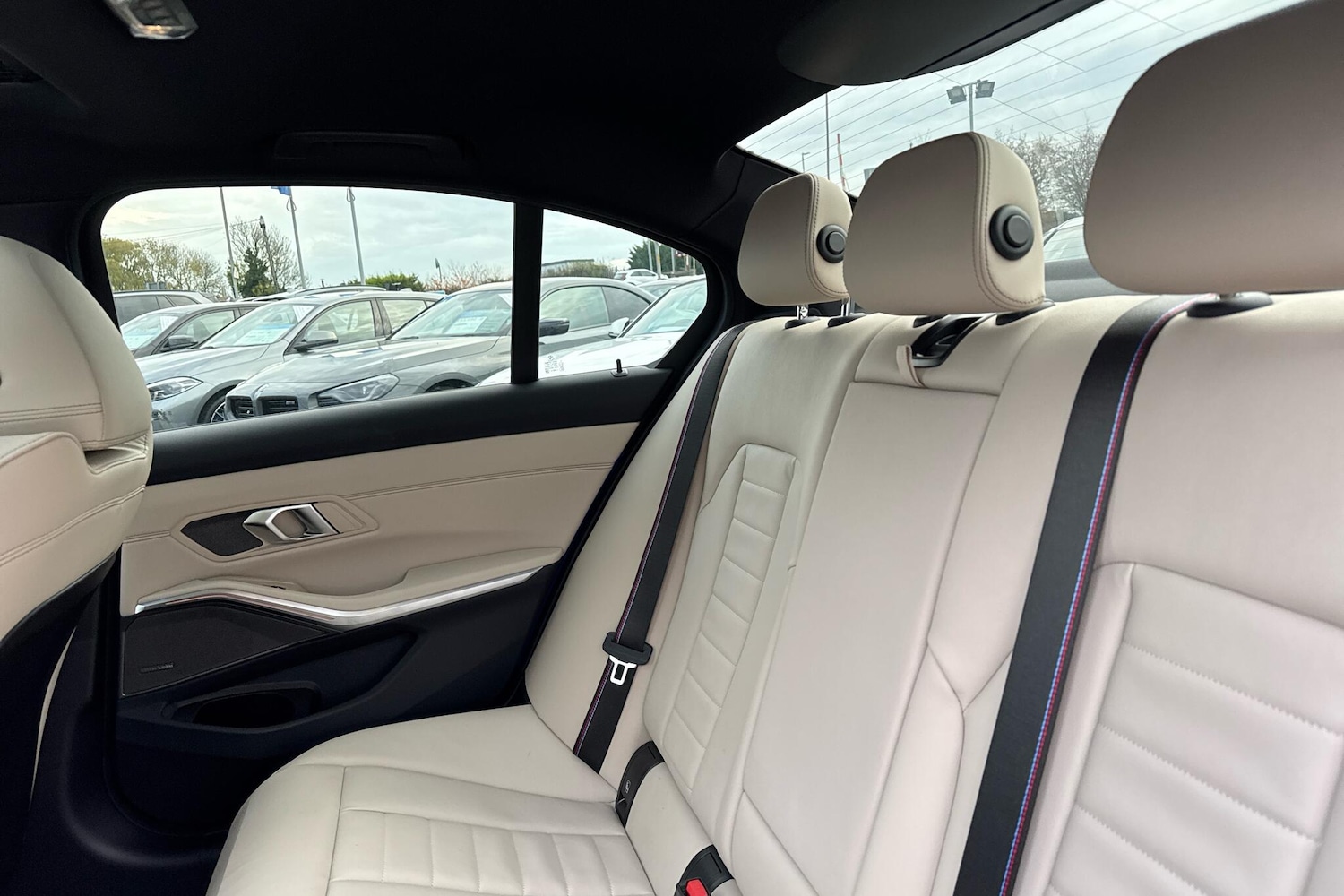 Used BMW 3 Series 2024 for sale - 76434325: Photo 12