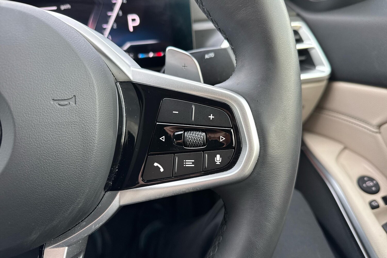 Used BMW 3 Series 2024 for sale - 76434325: Photo 25