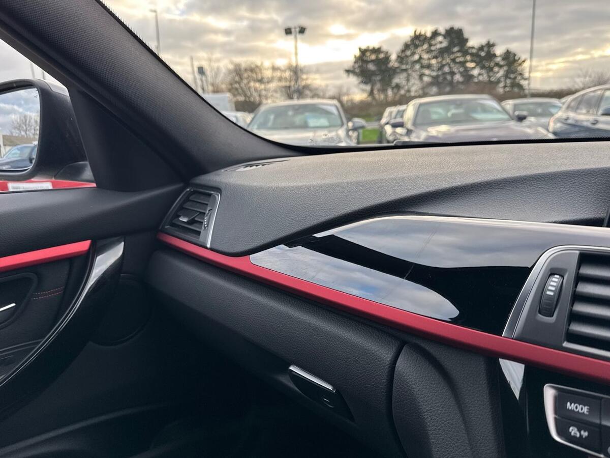 Used BMW 3 Series 2018 for sale - 77627039: Photo 27