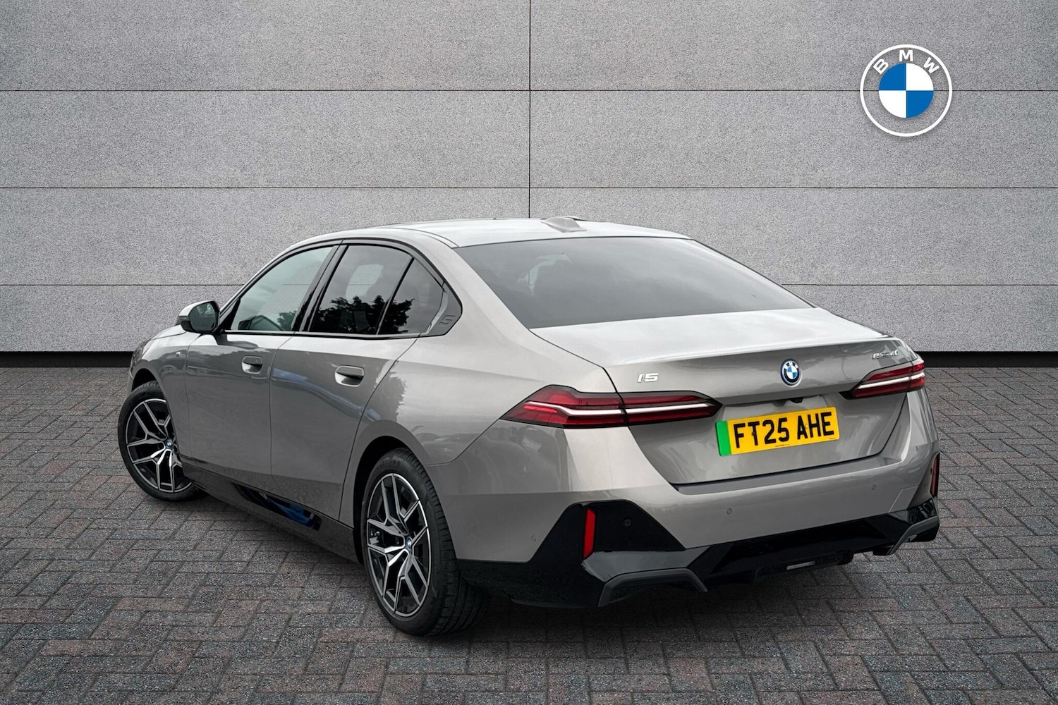 Used BMW i5 2025 for sale - 76692780: Photo 2